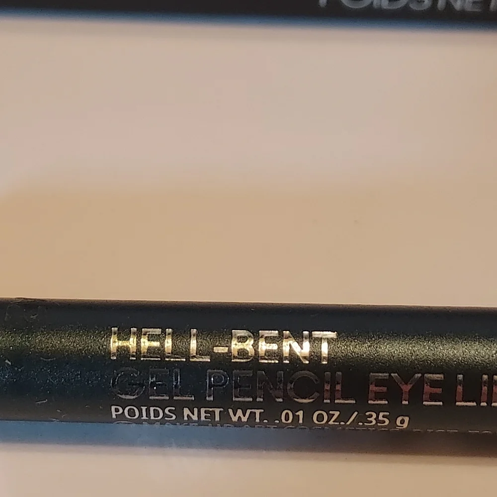 MAC Colour Excess Gel Pencil Eye Liner *HELL BENT* / .10 oz / New in Box